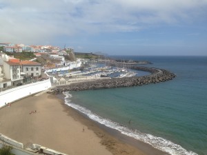 2014-06-11 14h17 la plage d'Angra à Terciera Açores